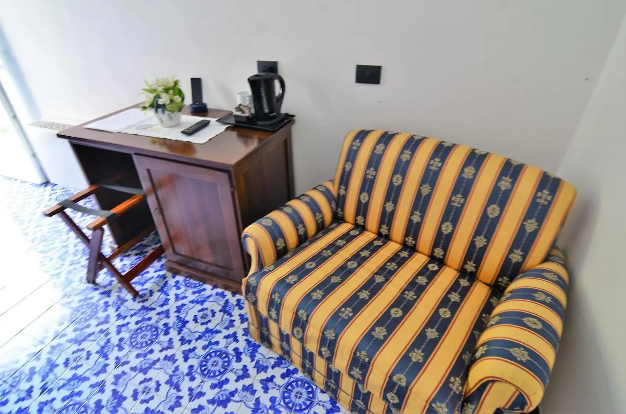 Villa Margherita Levanto 3*,  Italy