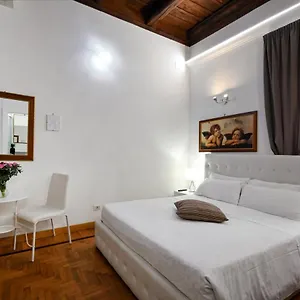 https://roman-nights.it-romehotels.com